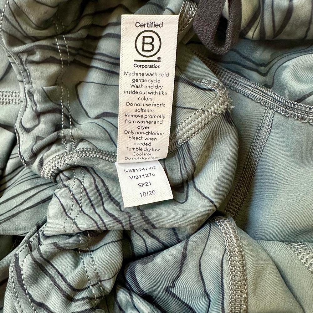 Athleta 7/8 length‎ legging - Picture 5 of 5
